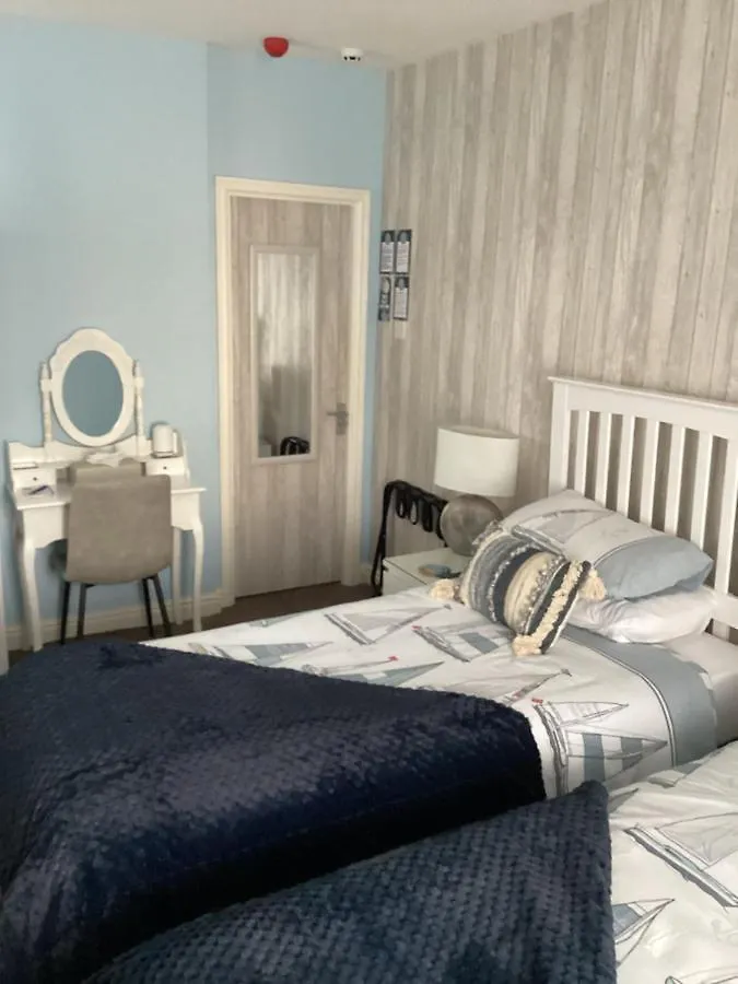 By The Seaside Bed & Breakfast Blackpool United Kingdom