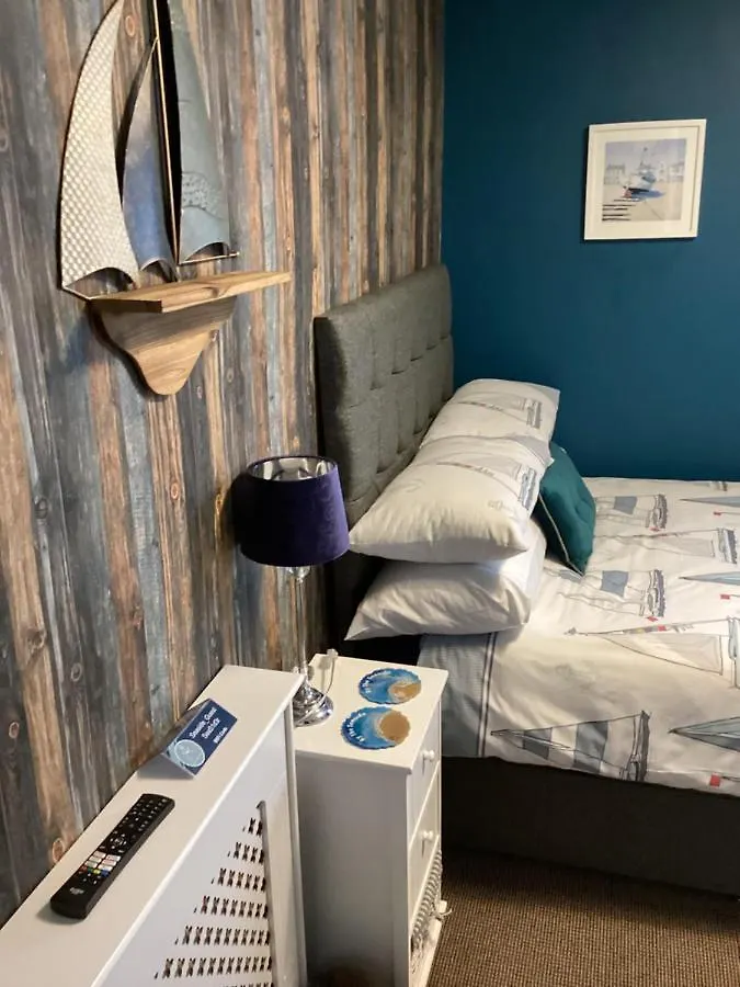 By The Seaside Bed & Breakfast Blackpool United Kingdom