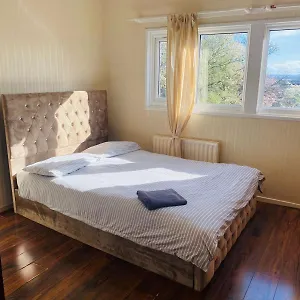https://buckingham.cambridgehotelsuk.com
