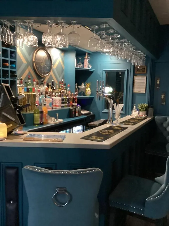By The Seaside Bed & Breakfast Blackpool