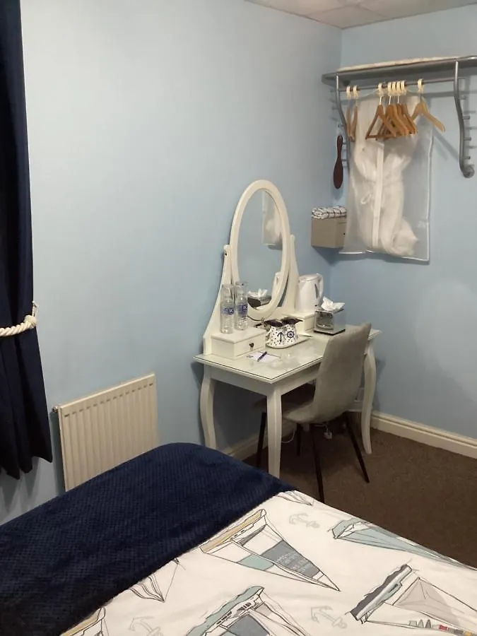 By The Seaside Bed & Breakfast Blackpool